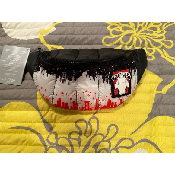 NWT Disney Parks Baymax Big Hero 6 San Fransokyo Crossbody Fanny Pack Waist Belt - Picture 1 of 5